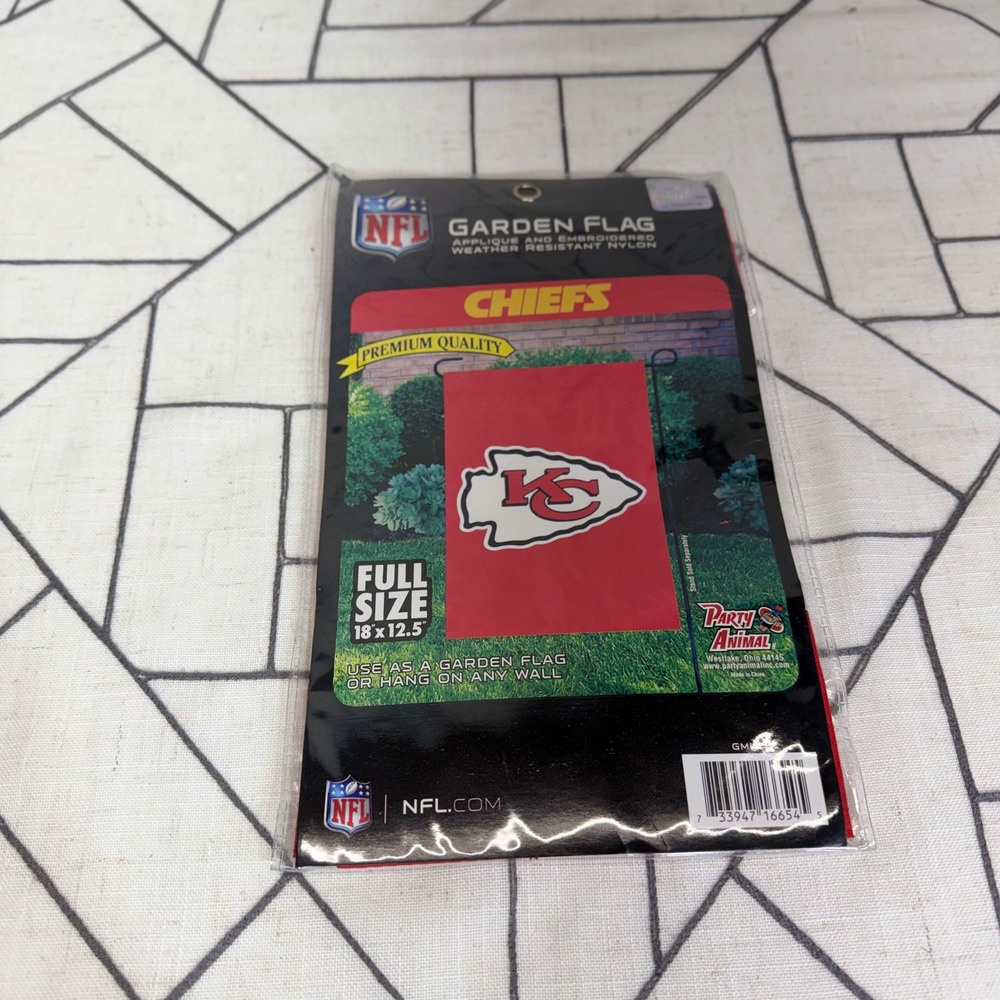 NFL Garden Flag 18x12.5 Red Kansas City Chiefs Applique Embroidered Nylon